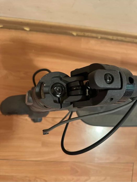 Електрическа тротинетка Xiaomi Mi Electric Scooter 1S