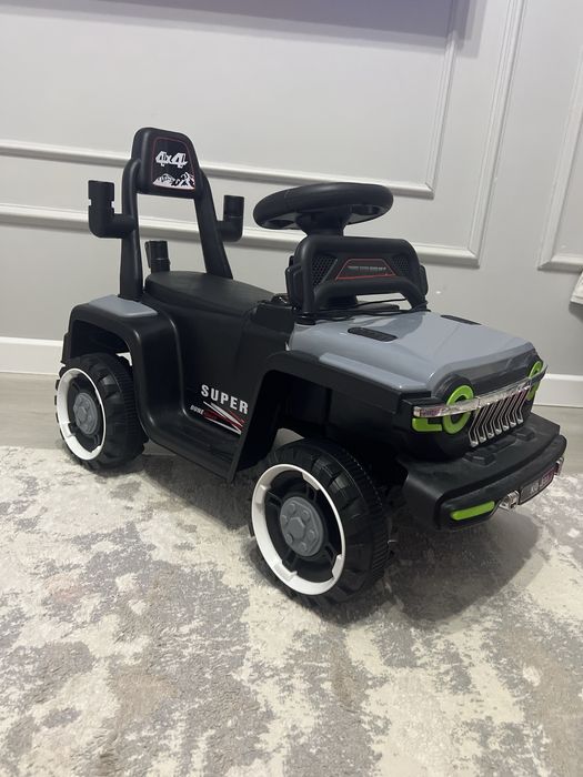 Машинка для мальчика,