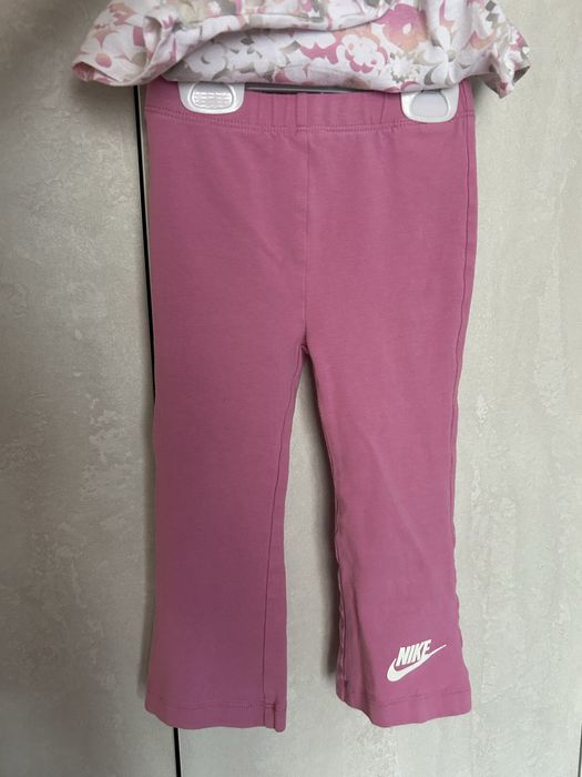 Nike комплект за момиче 24м