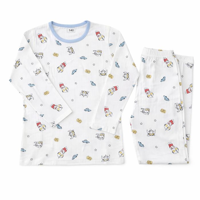 Магазин одежды >