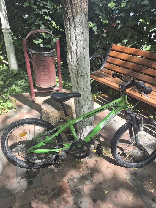 Bicicletă copii 4-8 ani