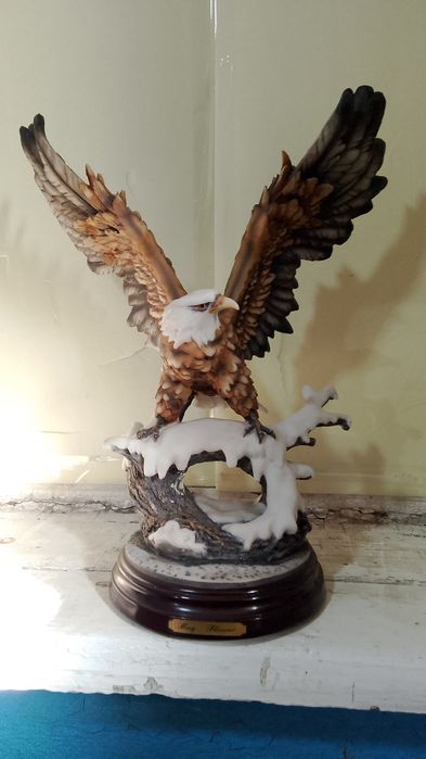 Статуэтка Орла сувенир