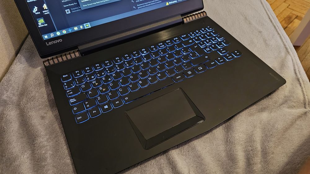 Lenovo Legion Y520 / Gold Edition
