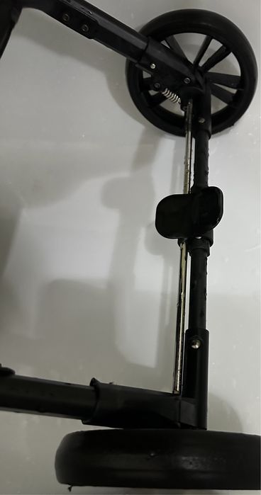 Коляска детская прогулочная