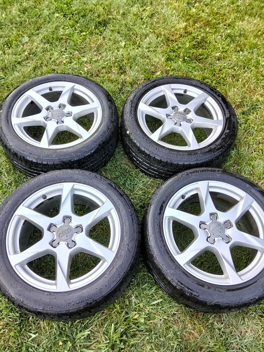 Vând jante audi A4 R17 + anvelope Hankook vara an 2023
