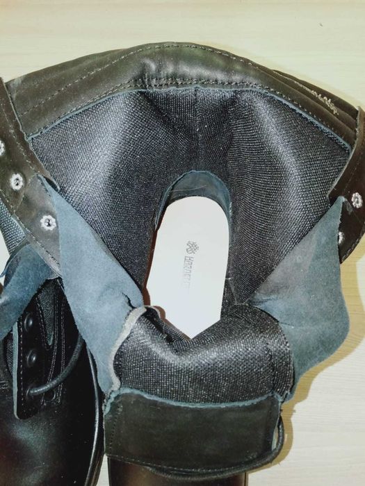 Продам берцы новые