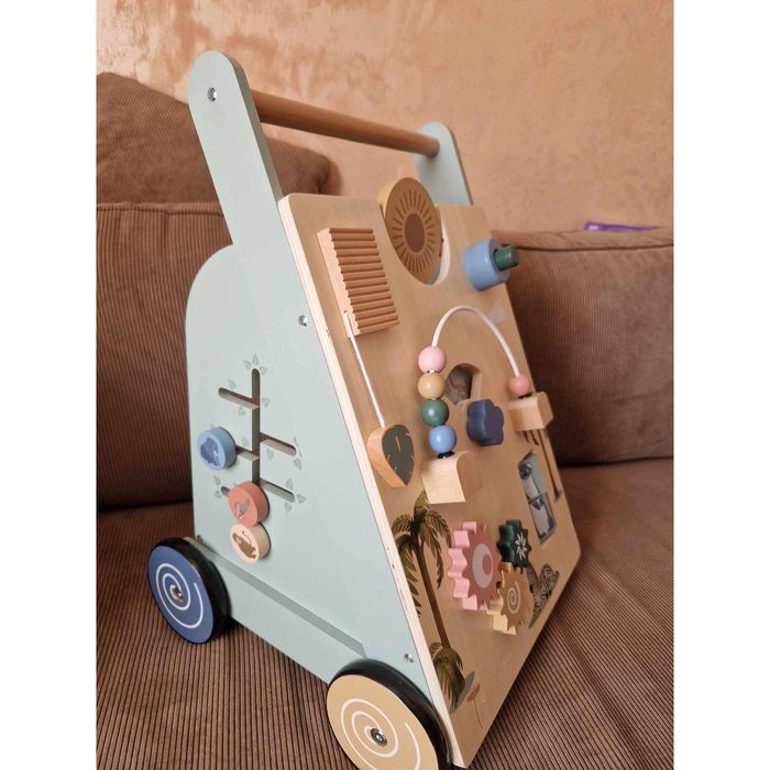 Дървена играчка за прохождане