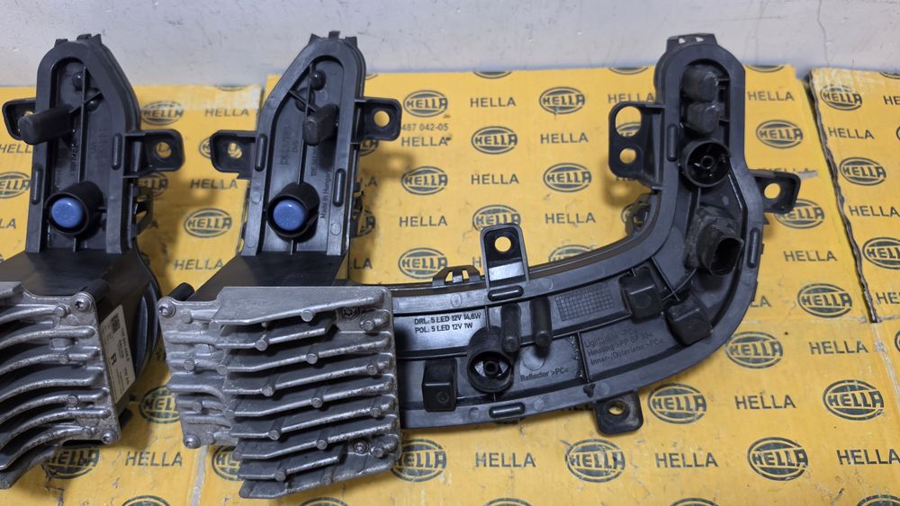 Lampa proiector far led drl stanga dreapta bara fata VW UP e-UP 12E941055E 12E941056E electric eUP