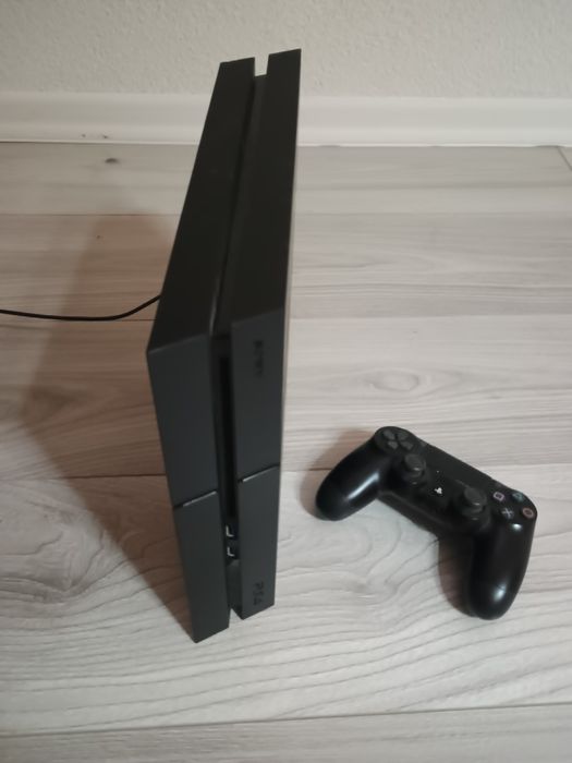 Playstation 4  ,1 tb,putin folosit
