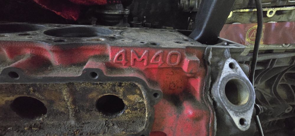 Продам Блок  Mitsubishi Pajero 4М40
