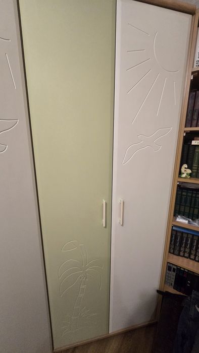 Мебель в спальну (детская)