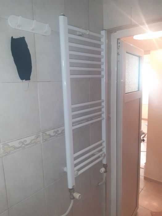 Дава се под наем Тристаен апартамент в Русе, Център - 75 кв.м за 306 € - Снимка #11