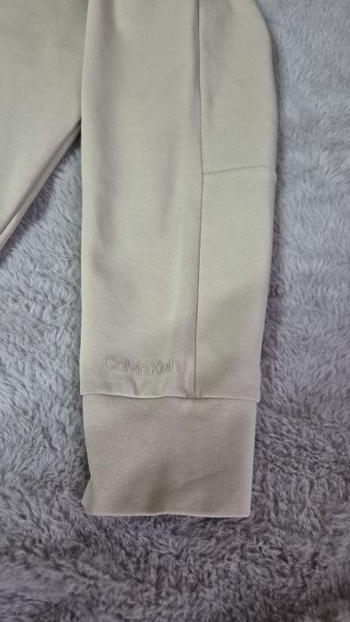 Мъжка бежова блуза "Calvin klein"