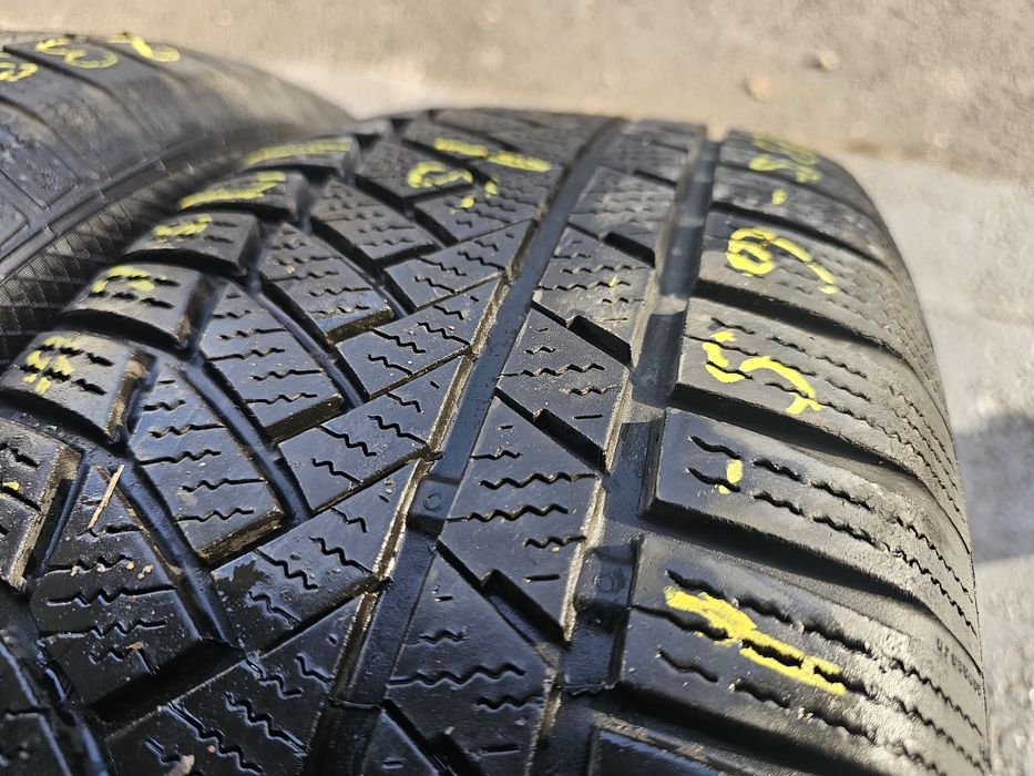 235 65 17 m+s continental