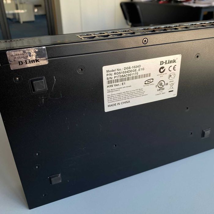 Коммутатор D-Link DGS-1024D