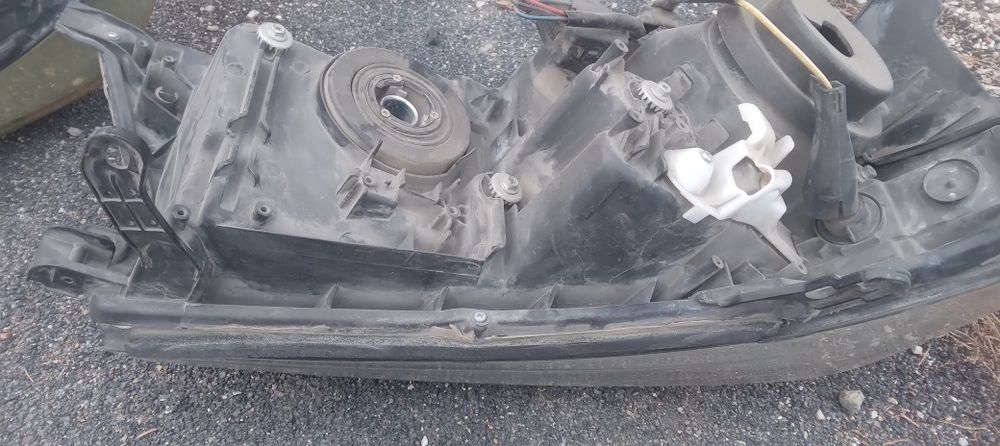 Фары на тойоту 200