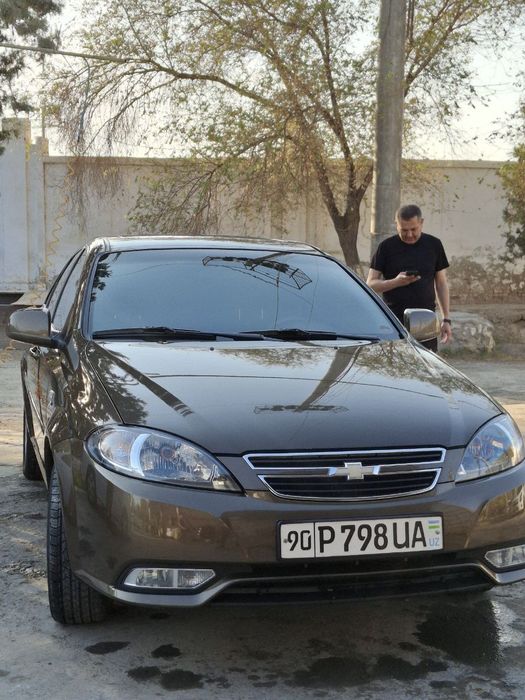 Срочно продается, зевс свет, тонировка, малибу руль, чехол, полик есть