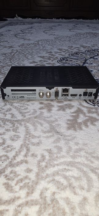 Спутниковый тюнер Openbox S4 HD