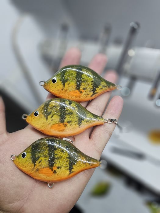 Ръчно изработен джърк модел цвят /костур/ за риболов на щуки