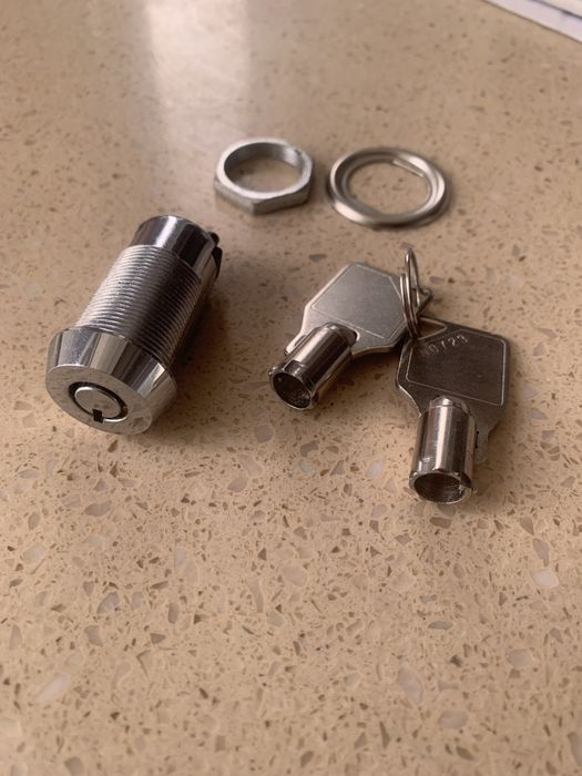 Замок электро контактный новый