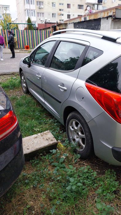 PEUGEOT 207 2008 — imagine 3
