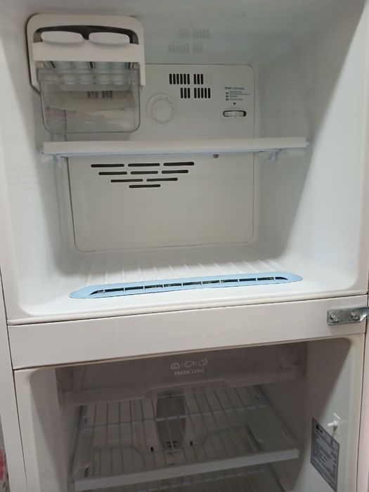 Холодилник             LG