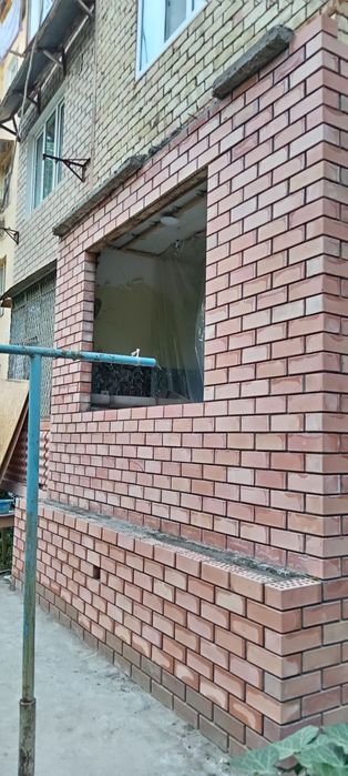 Balkonga g'isht teramiz.Kladka Керпичная кладка