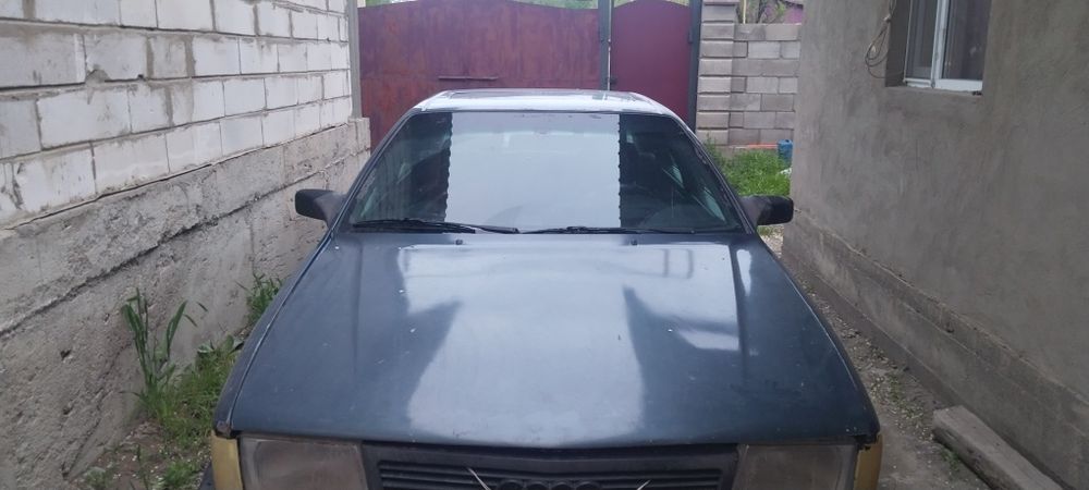 Ауди 100 сатылады