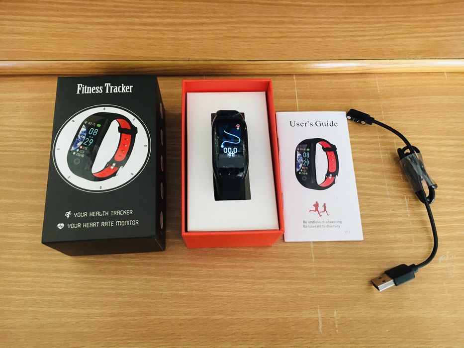 Фирменные часы браслет суббренда XIAOMI MI BAND на каждый день