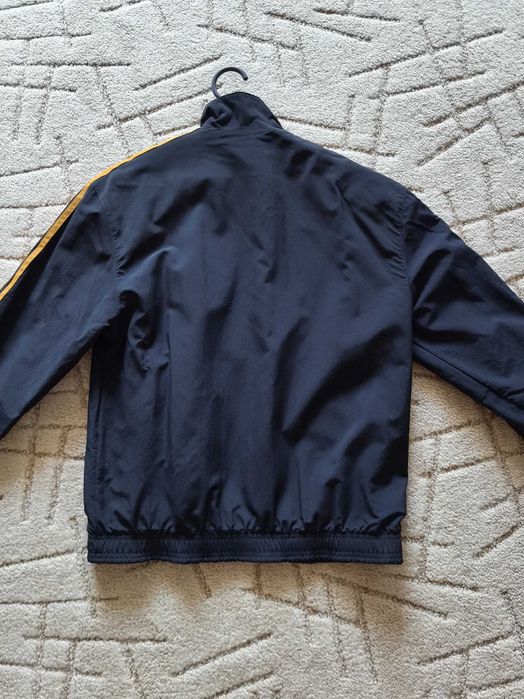 Двулицево яке Real Madrid