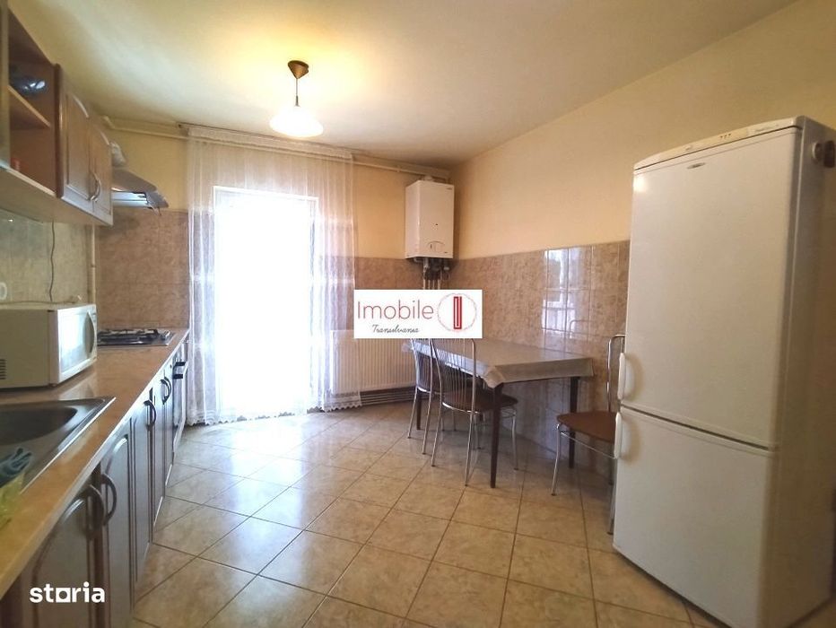 Apartament primitor cu 2 camere, lift si liniste – exact ce cauti pe