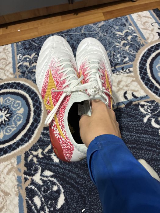 Бутсы Mizuno,43 размера