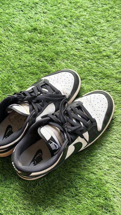 Titlu: Nike Dunk Low Panda damă, mărimea 40,5, alb-negru