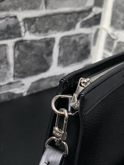 Luis Viton чанта тип плик