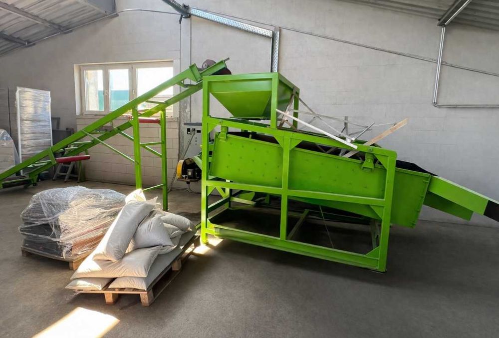 Sită vibrantă industrială + bandă transportoare 4m – capacitate mare