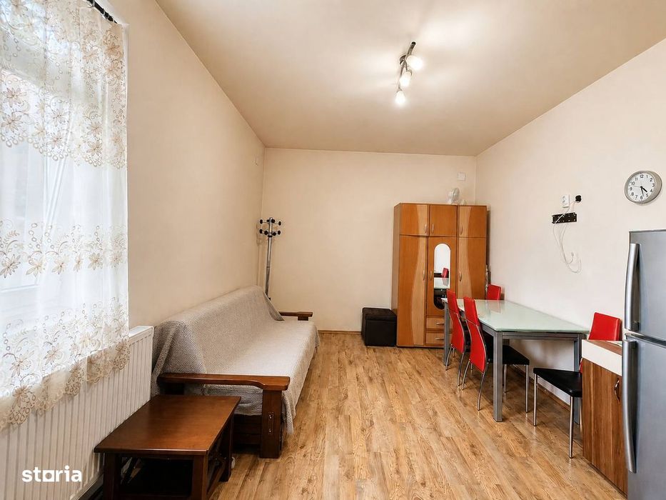 De vânzare garsoniera zona centrală