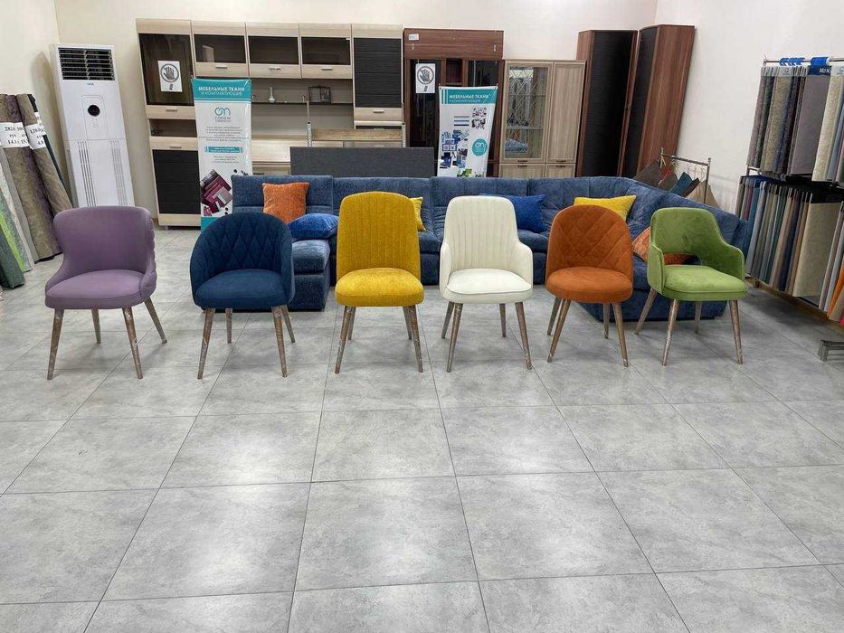 Стол и стулья из массива и металла. Под заказ. В кухню и гостиную.