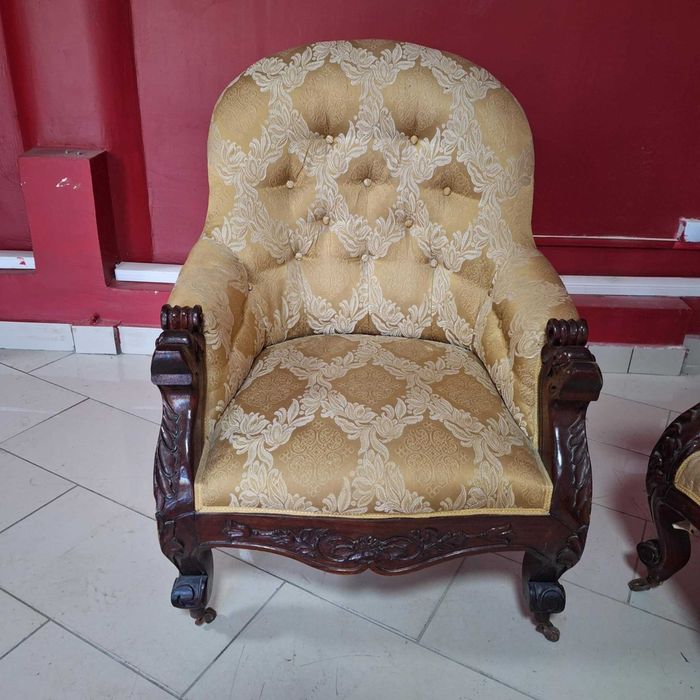 Антикварен холов комплект