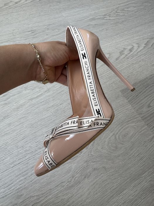 Elisabetta Franchi обувки