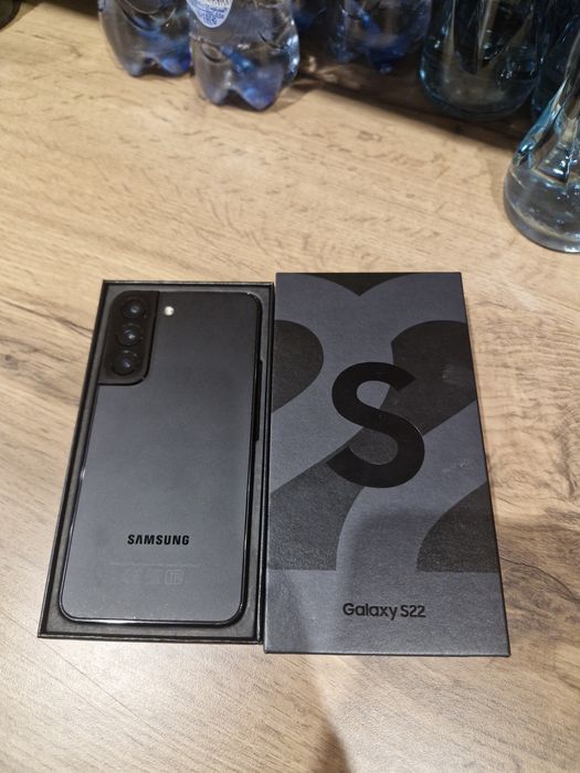 Продам Samsung S22(обмен)