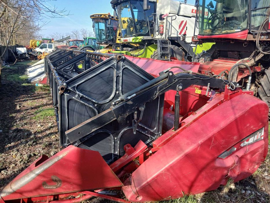 De vanzare combina agricola Case IH 5130 Axial-Flow 2014,Header inclus