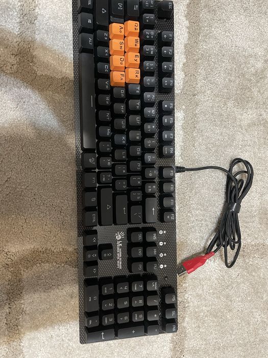 Игровая Клавиатура Bloody b800