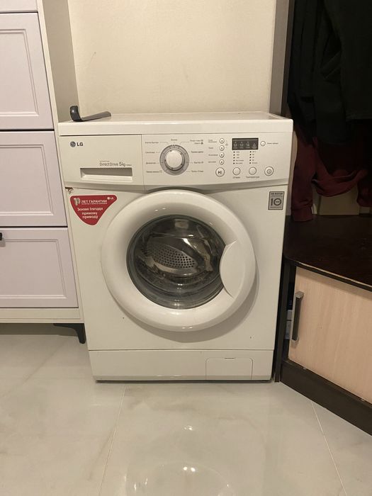 Продам стиральную машину LG