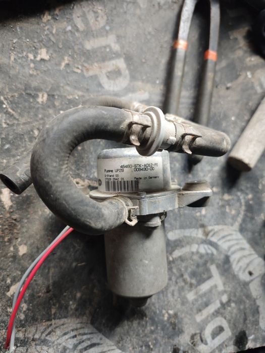 Електрическа вакуум помпа HELLA