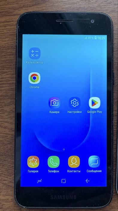 Сотовые телефоны самсунг j2