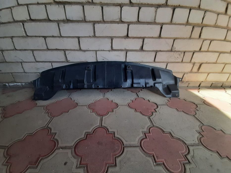 Запчасти на Toyota Corolla