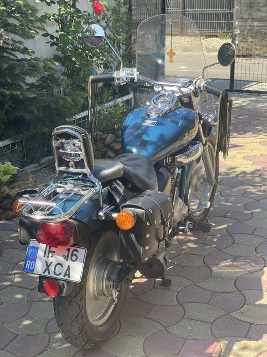Motocicleta Daelim 125