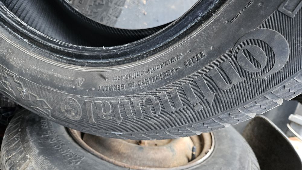 2бр гуми 215 65 16 континентал