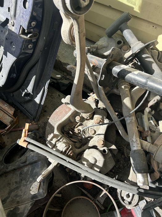 е39 цапфы, стартер,блок абс