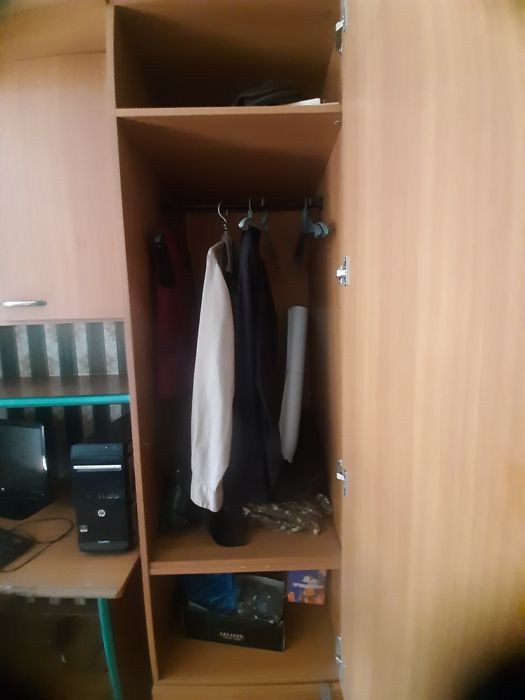 Шкаф для одежды и книг (чистый ламинат)